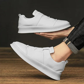 Tênis Masculino em Couro  Romenzi RZ421