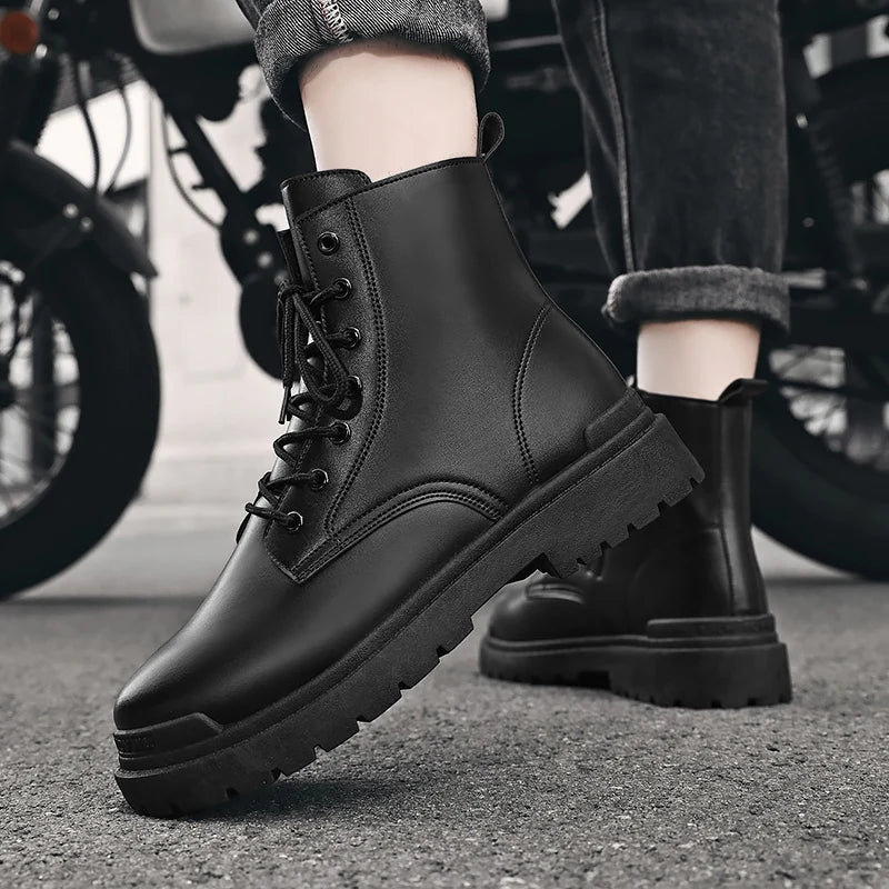 Bota Masculina de Couro Romenzi RZ283
