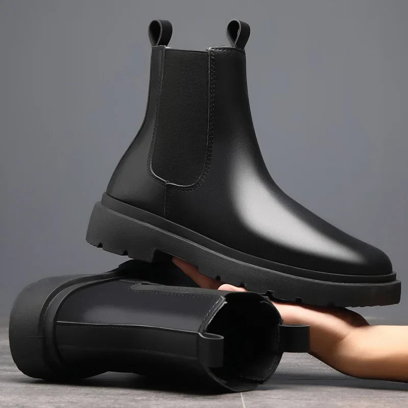 Bota Masculina Chelsea de Couro Romenzi RZ328