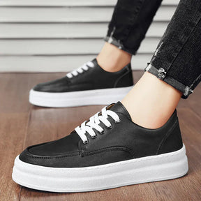 Tênis Masculino em Couro Romenzi RZ412