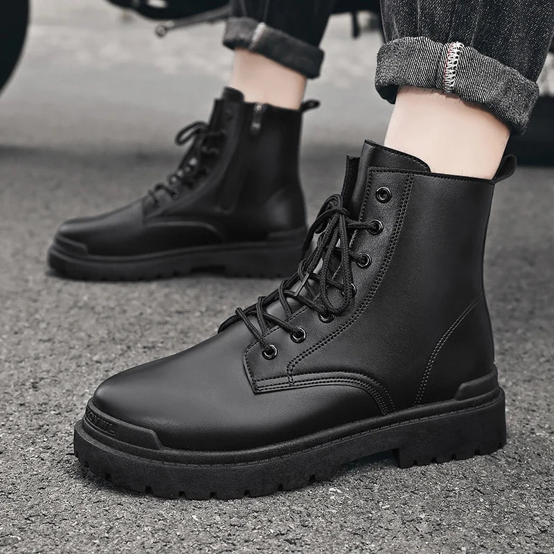 Bota Masculina de Couro Romenzi RZ283