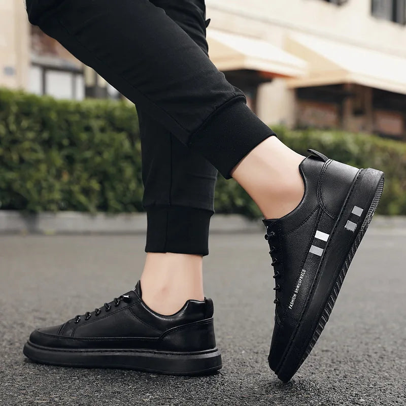 Tênis Masculino de Couro Fashion Romenzi RZ331