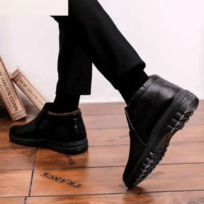 Bota Masculina Aveludada