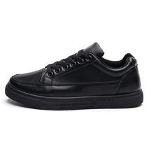 Tênis Masculino em Couro Romenzi RZ377